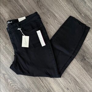 Universal Thread Women's Dark Jeans